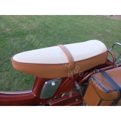 garniture (coiffe de selle) simili biton beige/caramel motobecane av 89
