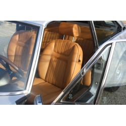 ensemble garnitures complet simili caramel Peugeot 504 coupé